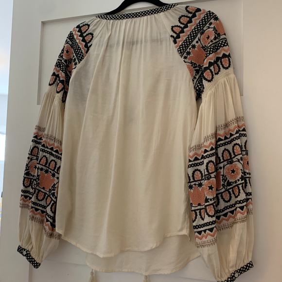 Bohemian long sleeve top with embroidery - Picture 6 of 6